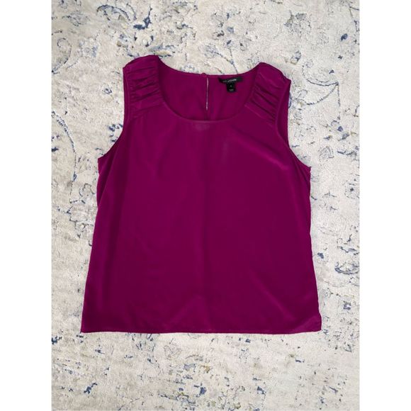 St. John Magenta Purple Pink Silk Sleeveless Blouse Shell, Size Medium, MP $450 - Picture 1 of 8